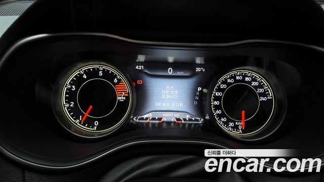 Jeep Cherokee (KL) 2.4 Limited AWD 2021 — фото 8