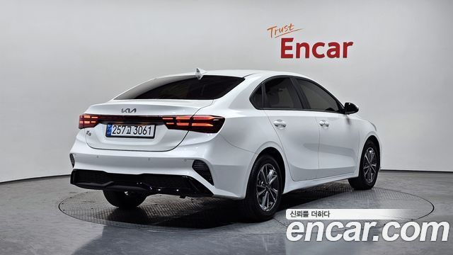 Kia K3 (II) 1.6 Prestige 2022 — фото 2