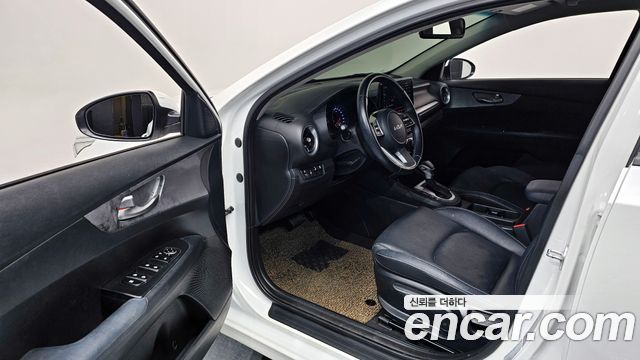 Kia K3 (II) 1.6 Prestige 2022 — фото 11