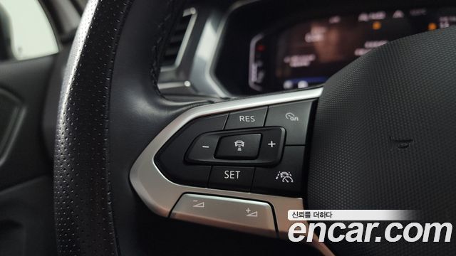 Volkswagen Tiguan Allspace 2.0 TSI Prestige 2023 — фото 17