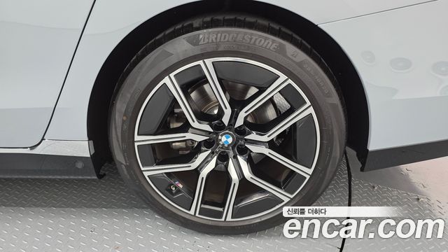 BMW 7 Series (G70) 740d xDrive M Sport 2025 — фото 21