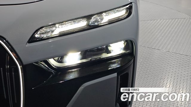 BMW 7 Series (G70) 740d xDrive M Sport 2025 — фото 22