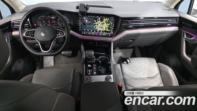 Volkswagen Touareg (III) 3.0 TDI Prestige 2023 — фото 7