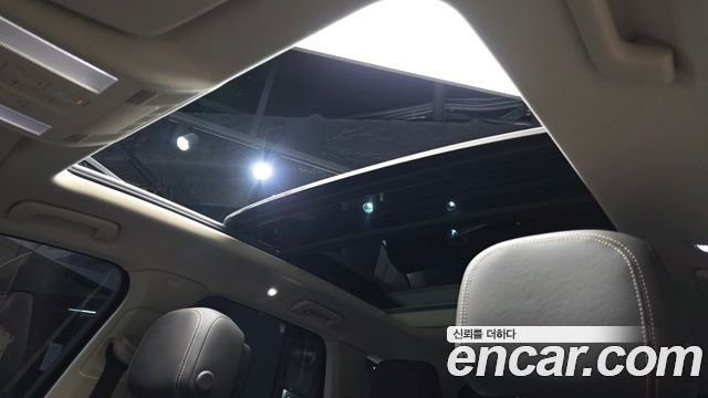 Volkswagen Touareg (III) 3.0 TDI Prestige 2023 — фото 16