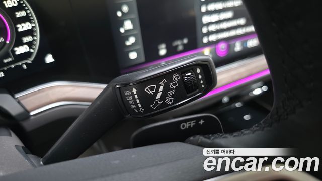 Volkswagen Touareg (III) 3.0 TDI Prestige 2023 — фото 30