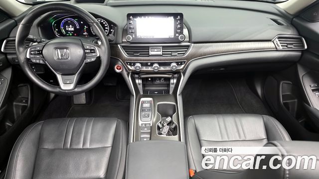 Honda Accord (X) 2.0 Hybrid Touring 2022 — фото 7