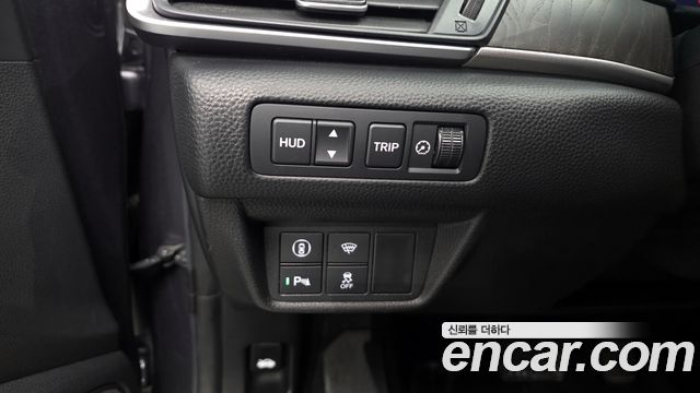 Honda Accord (X) 2.0 Hybrid Touring 2022 — фото 28