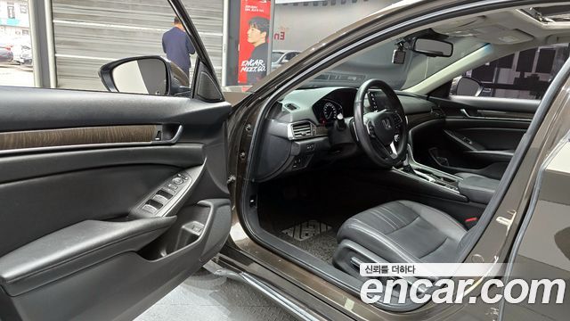Honda Accord (X) 1.5 Turbo 2019 — фото 10