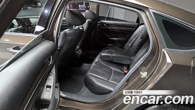 Honda Accord (X) 1.5 Turbo 2019 — фото 12
