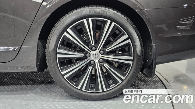 Volvo S90 B5 Ultimate Bright 2023 — фото 21