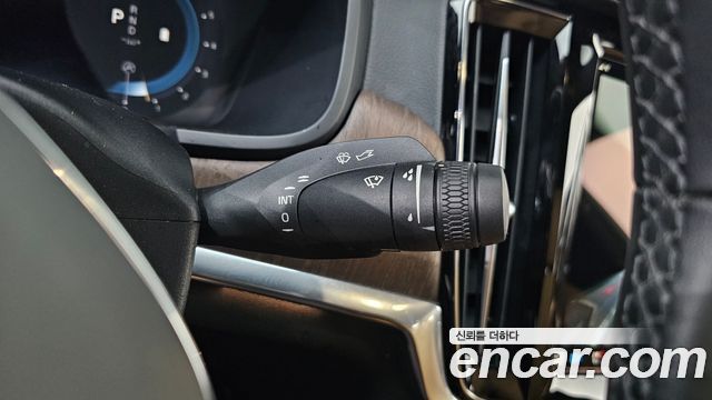 Volvo S90 B5 Ultimate Bright 2023 — фото 27