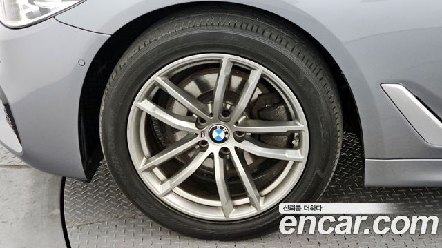 BMW 5 Series (G30) 520d M Sport Special Edition 2018 — фото 5