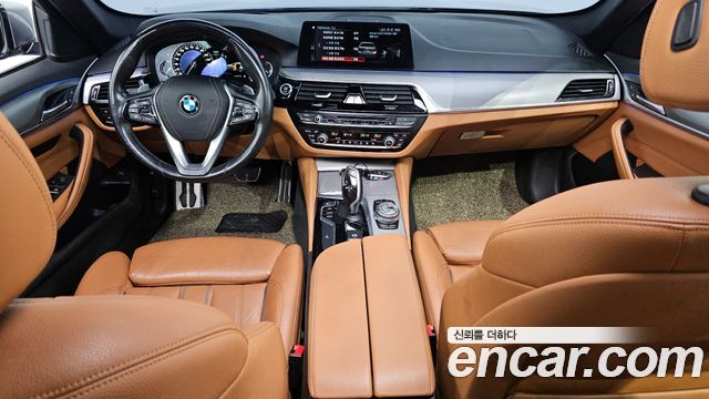 BMW 5 Series (G30) 520d M Sport Special Edition 2018 — фото 7