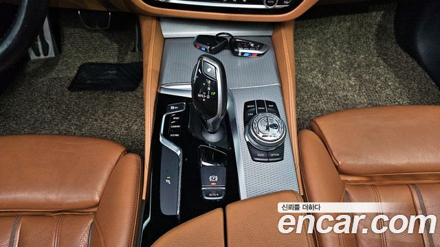 BMW 5 Series (G30) 520d M Sport Special Edition 2018 — фото 9