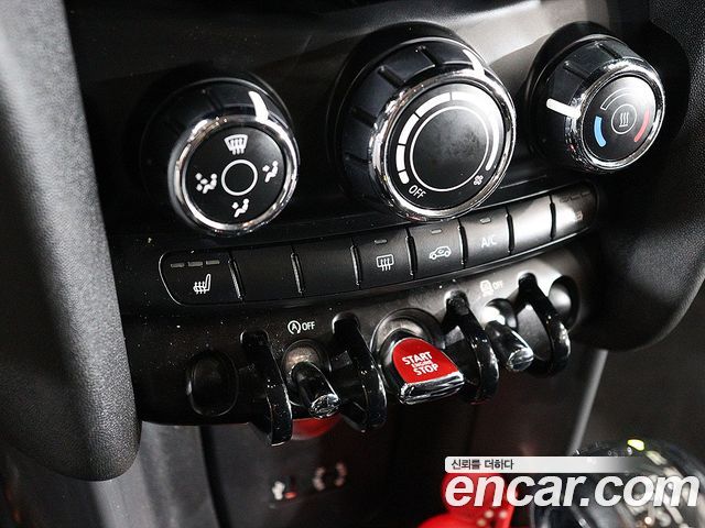MINI Cooper 5Door Standard 3rd 2016 — фото 10
