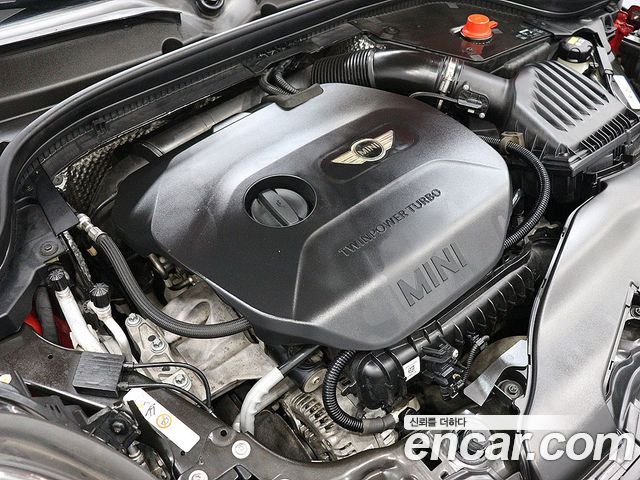 MINI Cooper 5Door Standard 3rd 2016 — фото 23