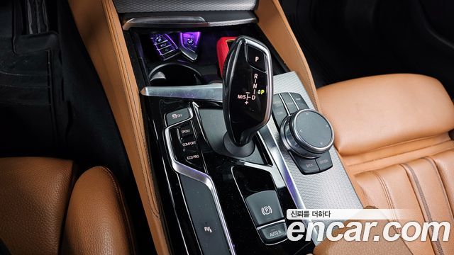 BMW 5 Series (G30) 520d xDrive M Sport Package 2018 — фото 9