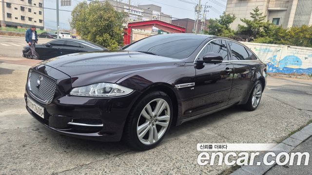 Jaguar XJ 3.0 SC Premium Luxury LWB X351