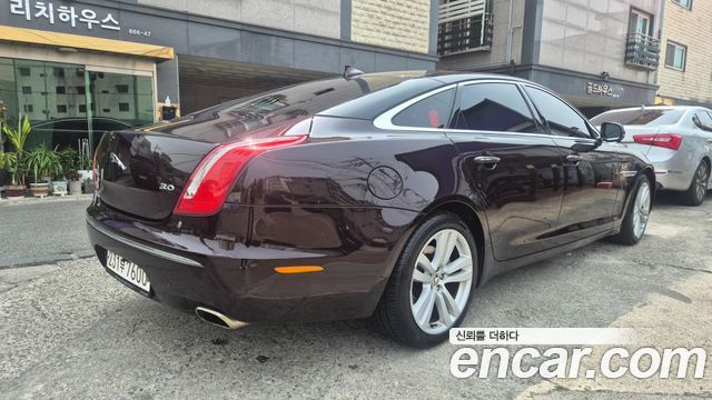 Jaguar XJ 3.0 SC Premium Luxury LWB X351 2013 — фото 2