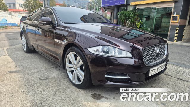 Jaguar XJ 3.0 SC Premium Luxury LWB X351 2013 — фото 15