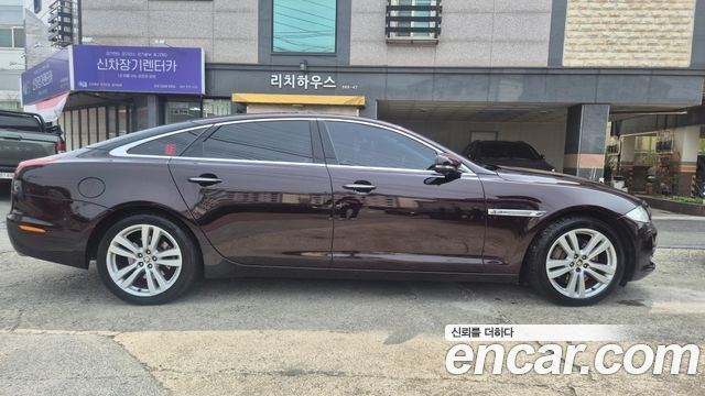 Jaguar XJ 3.0 SC Premium Luxury LWB X351 2013 — фото 17