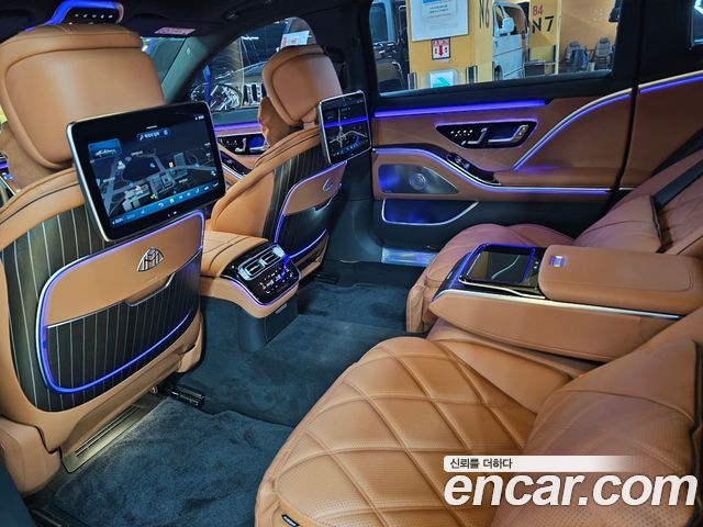 Mercedes-Benz S-Class (W223) Maybach S680 4MATIC 2023 — фото 10