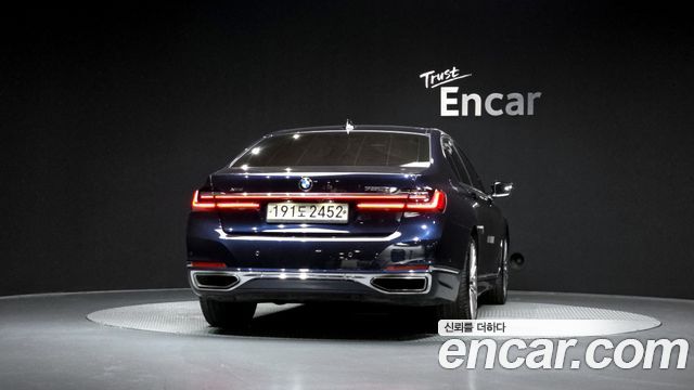 BMW 7 Series (G11) 730d xDrive Design Pure Excellence 2020 — фото 4