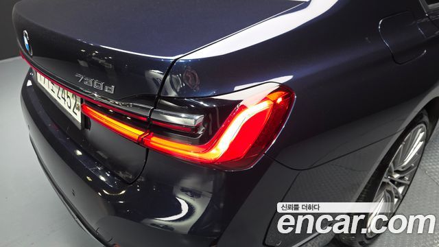 BMW 7 Series (G11) 730d xDrive Design Pure Excellence 2020 — фото 23