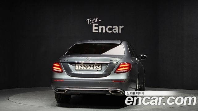 Mercedes-Benz E-Class (W213) E300 4MATIC Avnatgarde 2019 — фото 4
