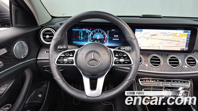 Mercedes-Benz E-Class (W213) E300 4MATIC Avnatgarde 2019 — фото 13