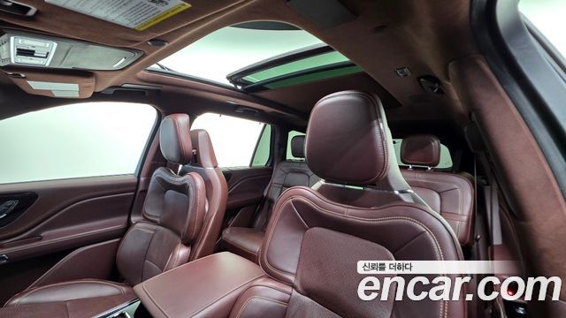 Lincoln Aviator (II) 3.0 Black Label AWD 2022 — фото 11