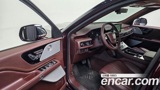 Lincoln Aviator (II) 3.0 Black Label AWD 2022 — фото 13