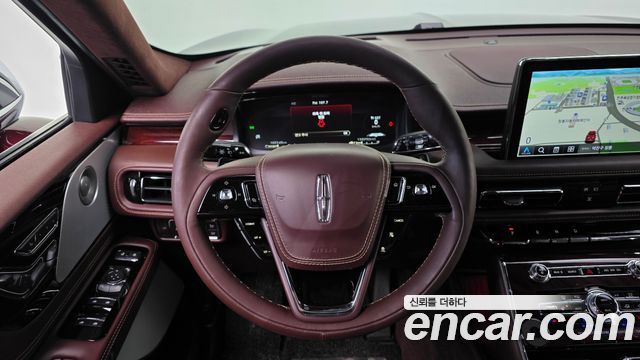 Lincoln Aviator (II) 3.0 Black Label AWD 2022 — фото 15
