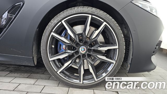 BMW 8 Series (G15) M850i xDrive Gran Coupe First Edition 2022 — фото 21