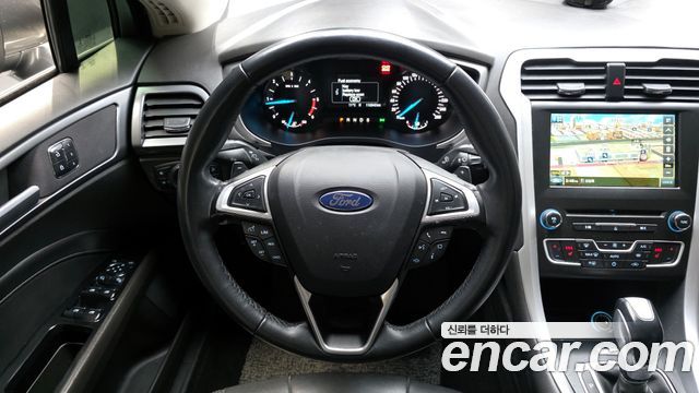 Ford Mondeo (IV) 2.0 Trend 2015 — фото 12