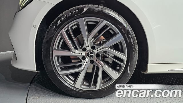 Mercedes-Benz E-Class (W214) E220d 4MATIC Exclusive 2024 — фото 5