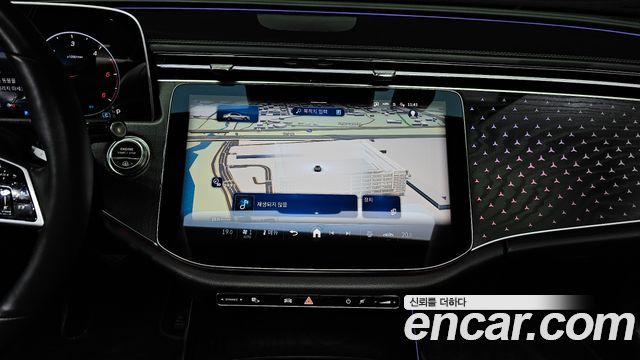 Mercedes-Benz E-Class (W214) E220d 4MATIC Exclusive 2024 — фото 16