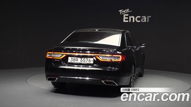 Lincoln Continental (X) 3.0 Presidential AWD 2017 — фото 4