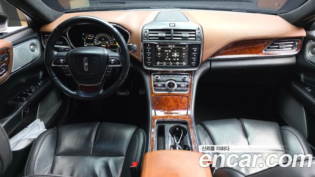 Lincoln Continental (X) 3.0 Presidential AWD 2017 — фото 7