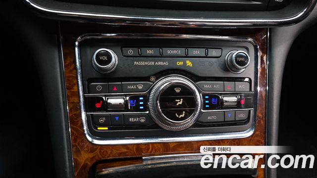 Lincoln Continental (X) 3.0 Presidential AWD 2017 — фото 15