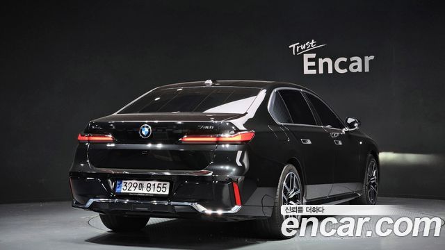 BMW 7 Series (G70) 740i xDrive M Sport Limited 2024 — фото 2