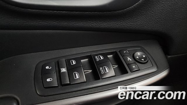 Jeep Cherokee (KL) 2.4 Longitude High AWD 2019 — фото 28