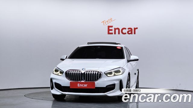 BMW 1 Series (F40) 120i M Sports 2022 — фото 3