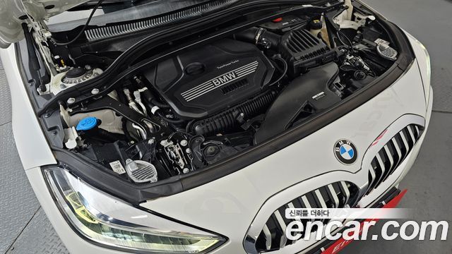 BMW 1 Series (F40) 120i M Sports 2022 — фото 6