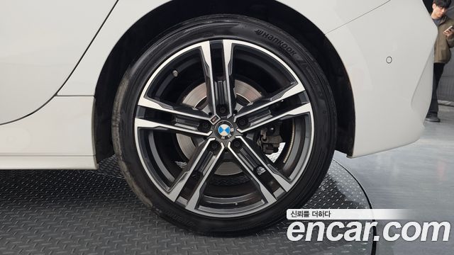 BMW 1 Series (F40) 120i M Sports 2022 — фото 21