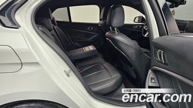 BMW 1 Series (F40) 120i M Sports 2022 — фото 26