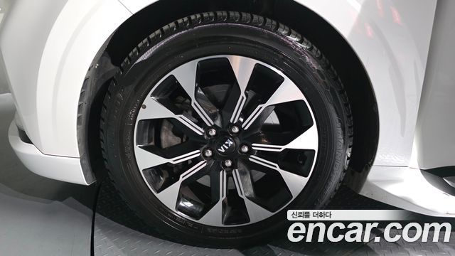 Kia Carnival (IV) Gasoline 9-Seater Hi-Limousine Signature 2021 — фото 5
