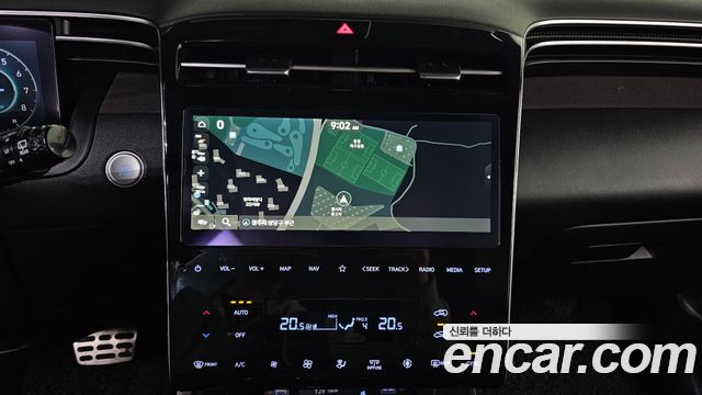 Hyundai Tucson (NX4) Gasoline 1.6 Turbo 2WD Inspiration 2022 — фото 15