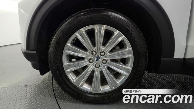 Ford Explorer (VI) 2.3 LimIted 4WD 2020 — фото 5