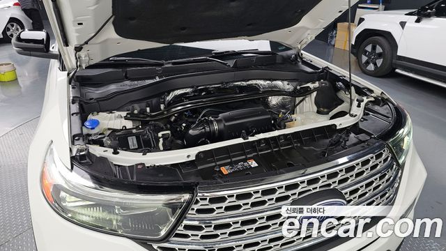 Ford Explorer (VI) 2.3 LimIted 4WD 2020 — фото 6